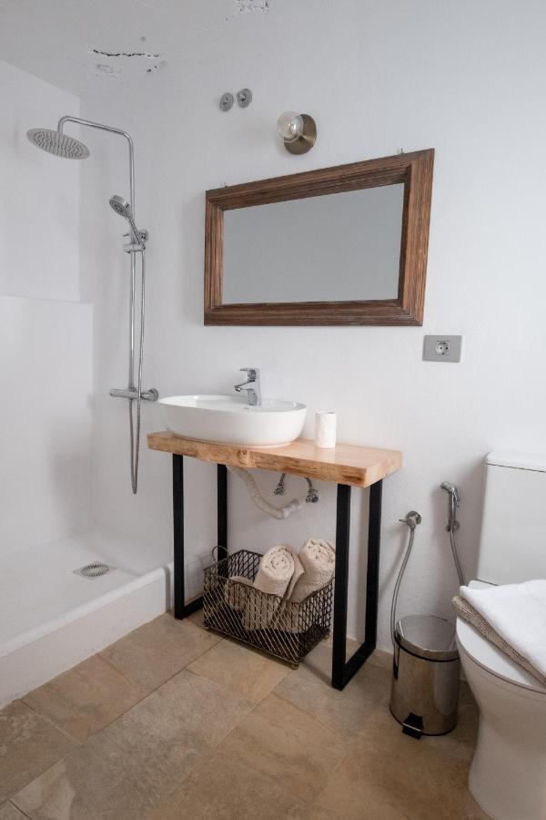 Double Room Private Bathroom