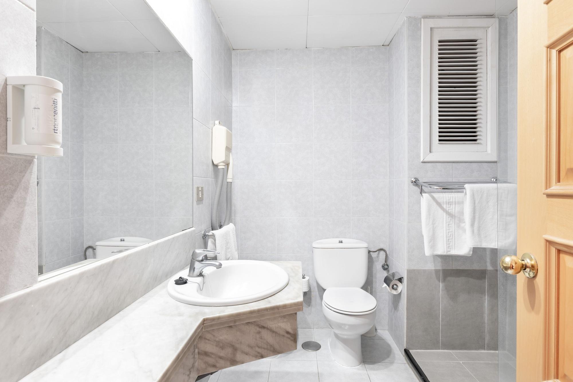 Double Room,1306850122:JPEG