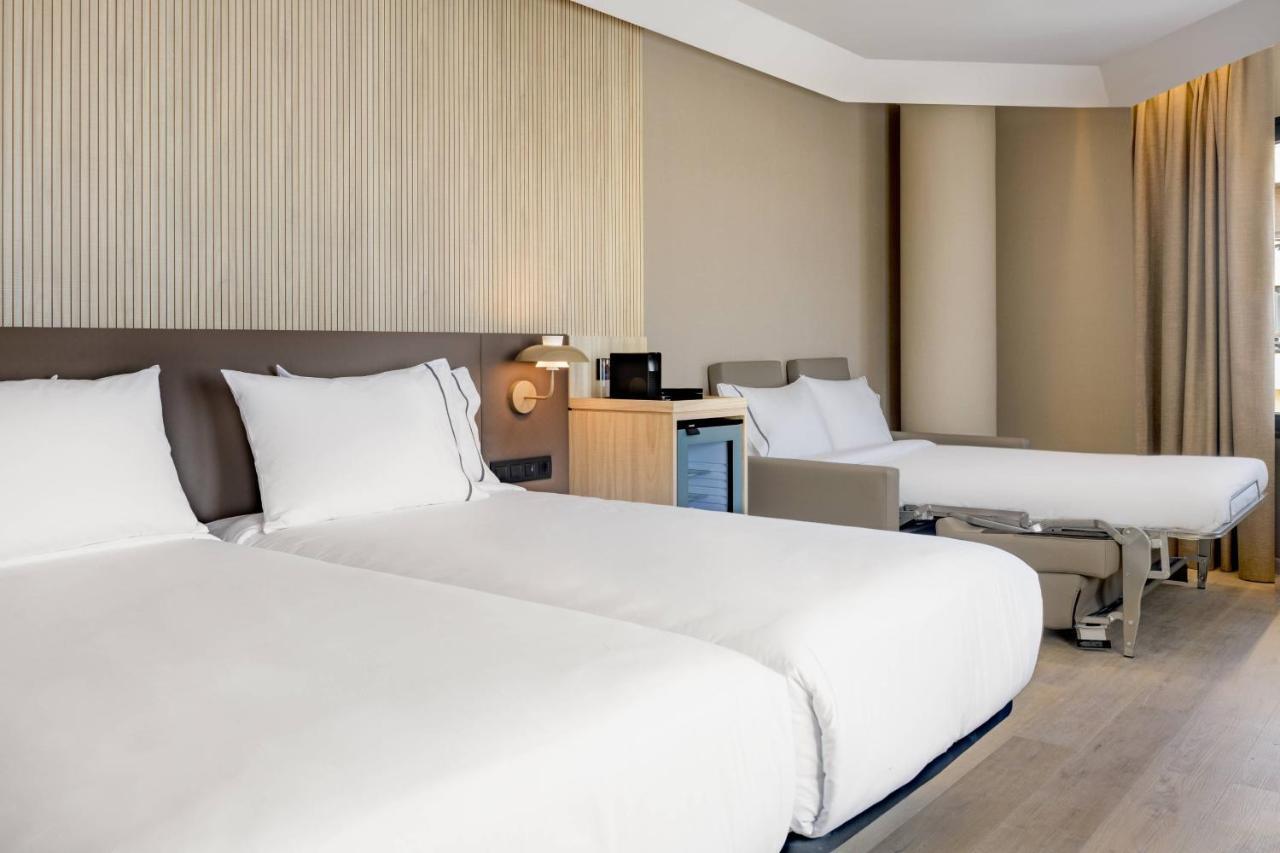 Family Twin Guest Room City View