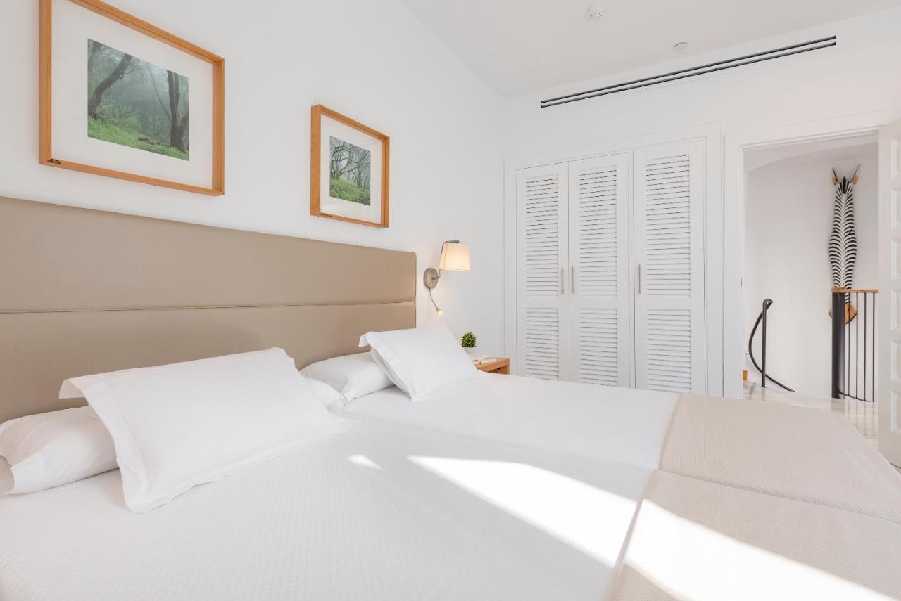 Two-Bedroom Suite with Panoramic View