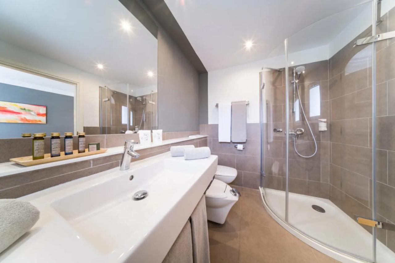Superior Double or Twin Room Sea View