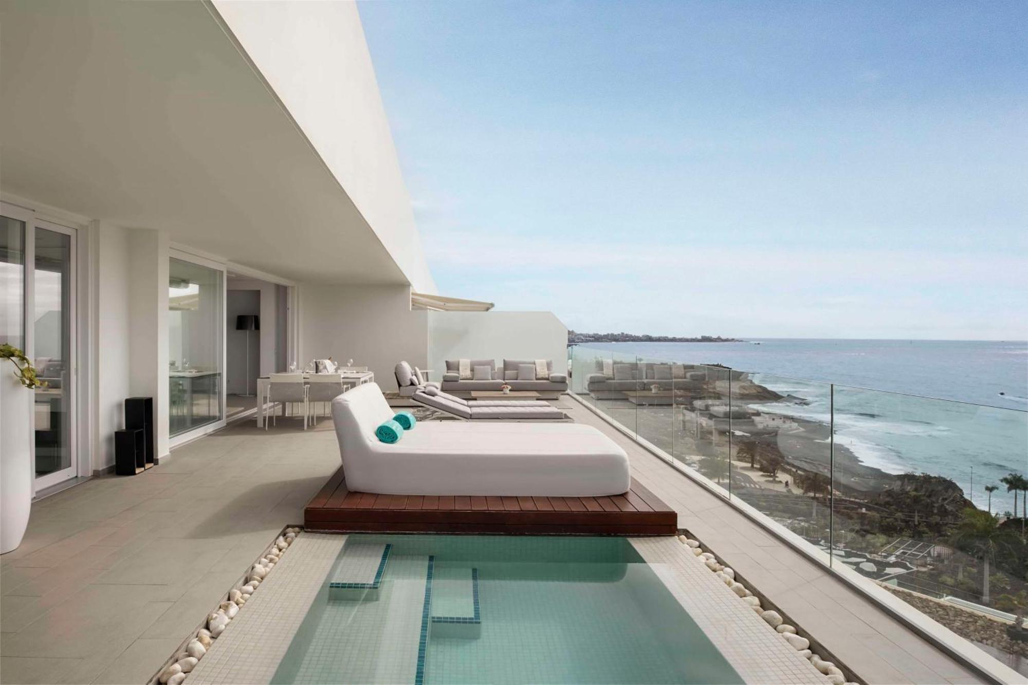 Suite con 2 Camere da Letto e Piscina Privata (4 Adulti) - Attico