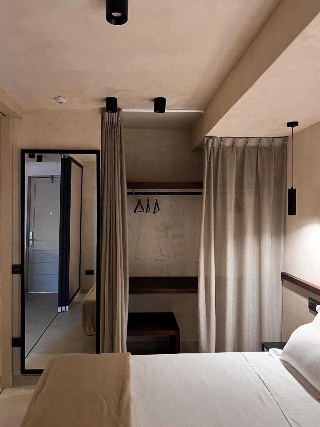 Two-Bedroom Deluxe Apartment