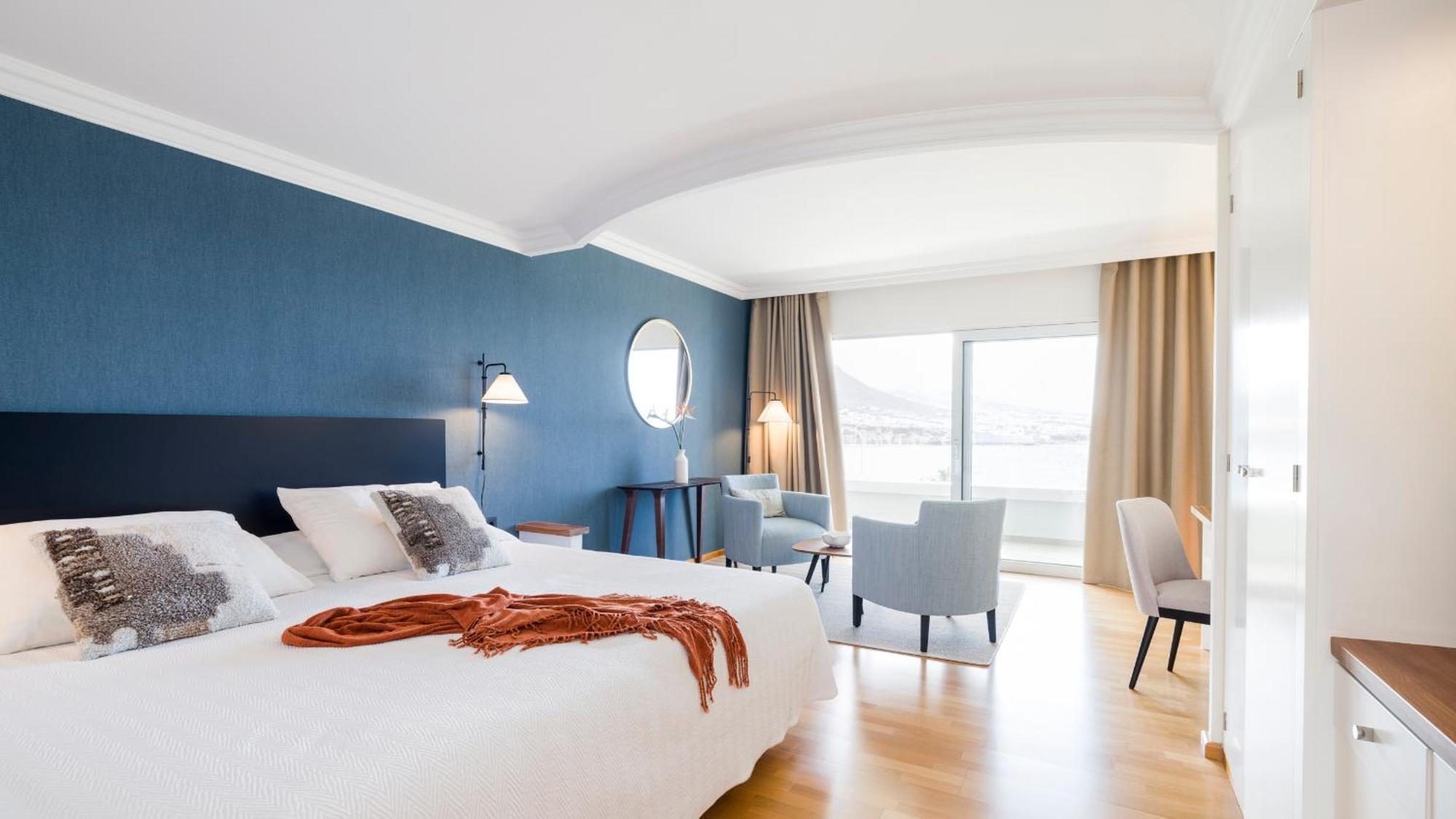Superior Double or Twin Room Sea View