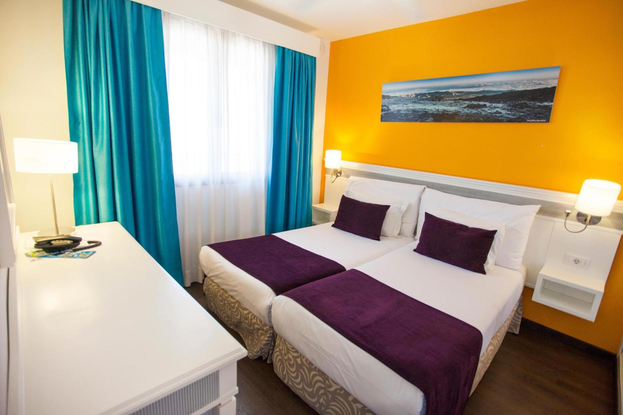 Superior One-Bedroom Apartment