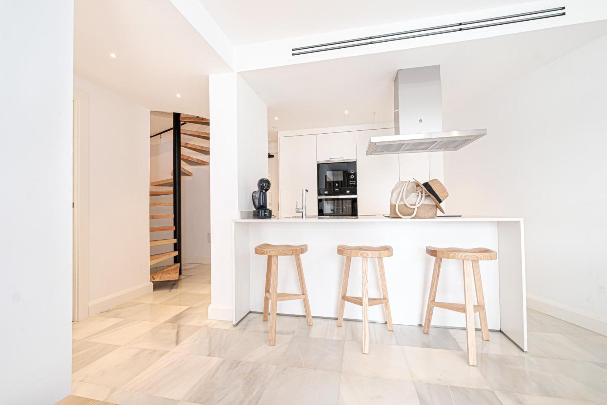 Three-Bedroom Tower Suite Apartment