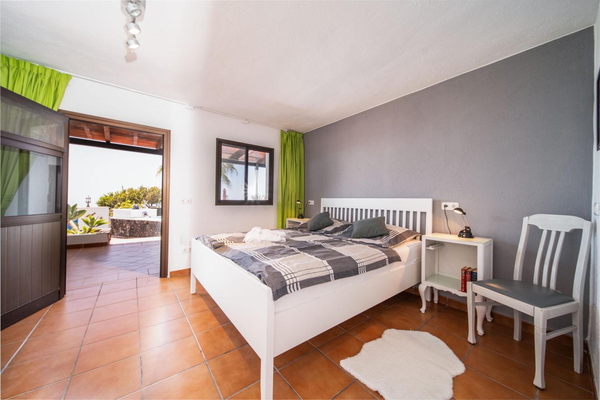Two-Bedroom Villa Sea View private pool