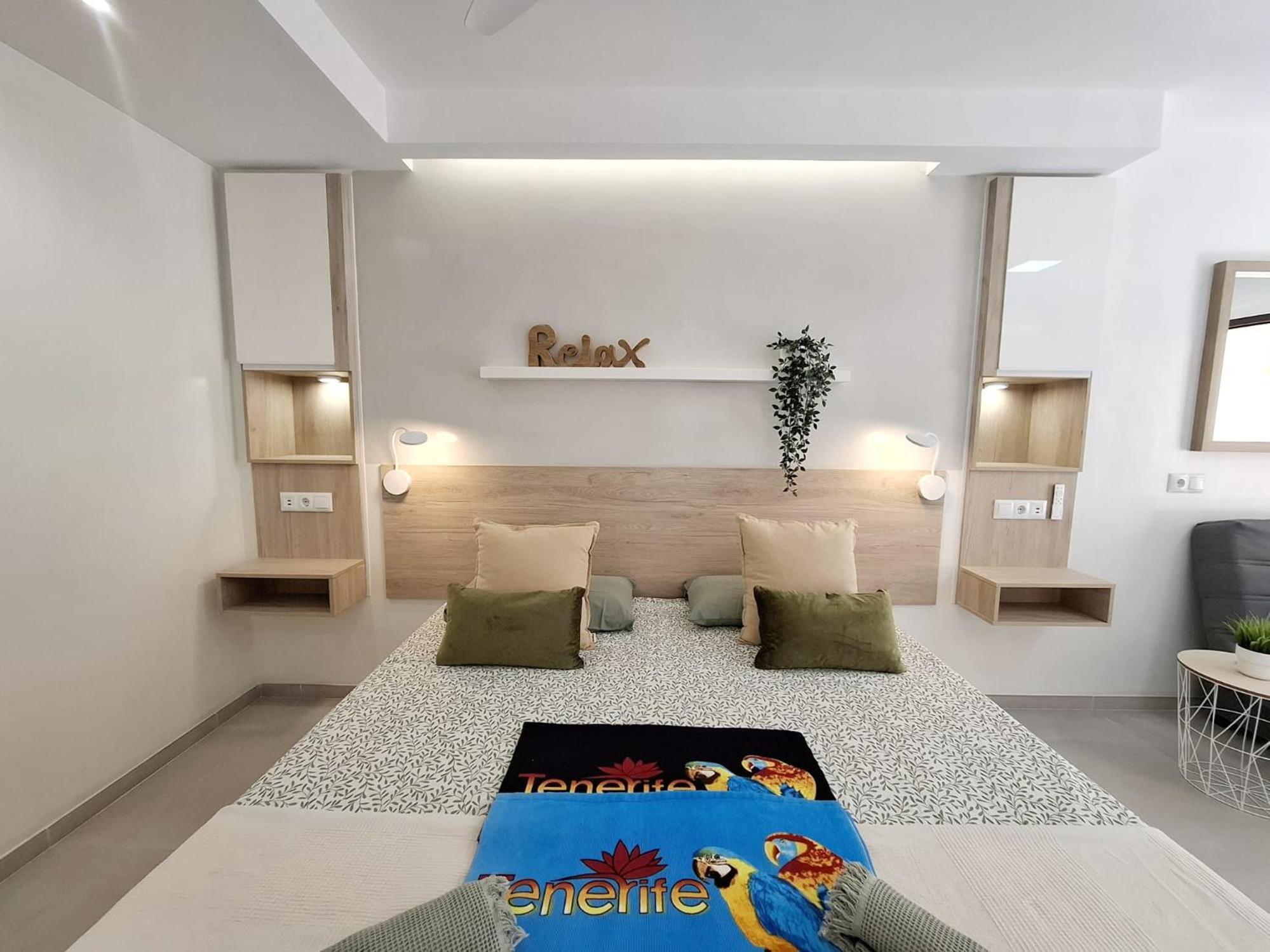 Deluxe Studio