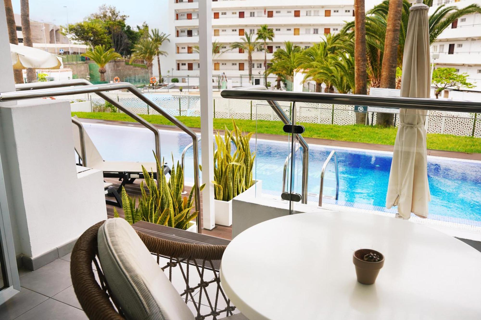 Junior Suite Swim Up