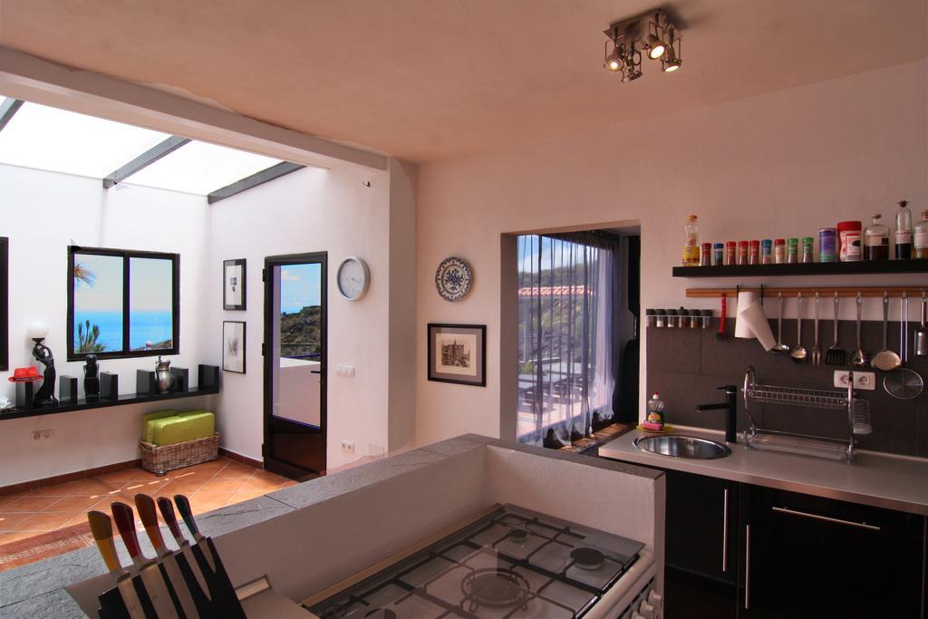 Deluxe Two-Bedroom Villa Private Pool Sea View