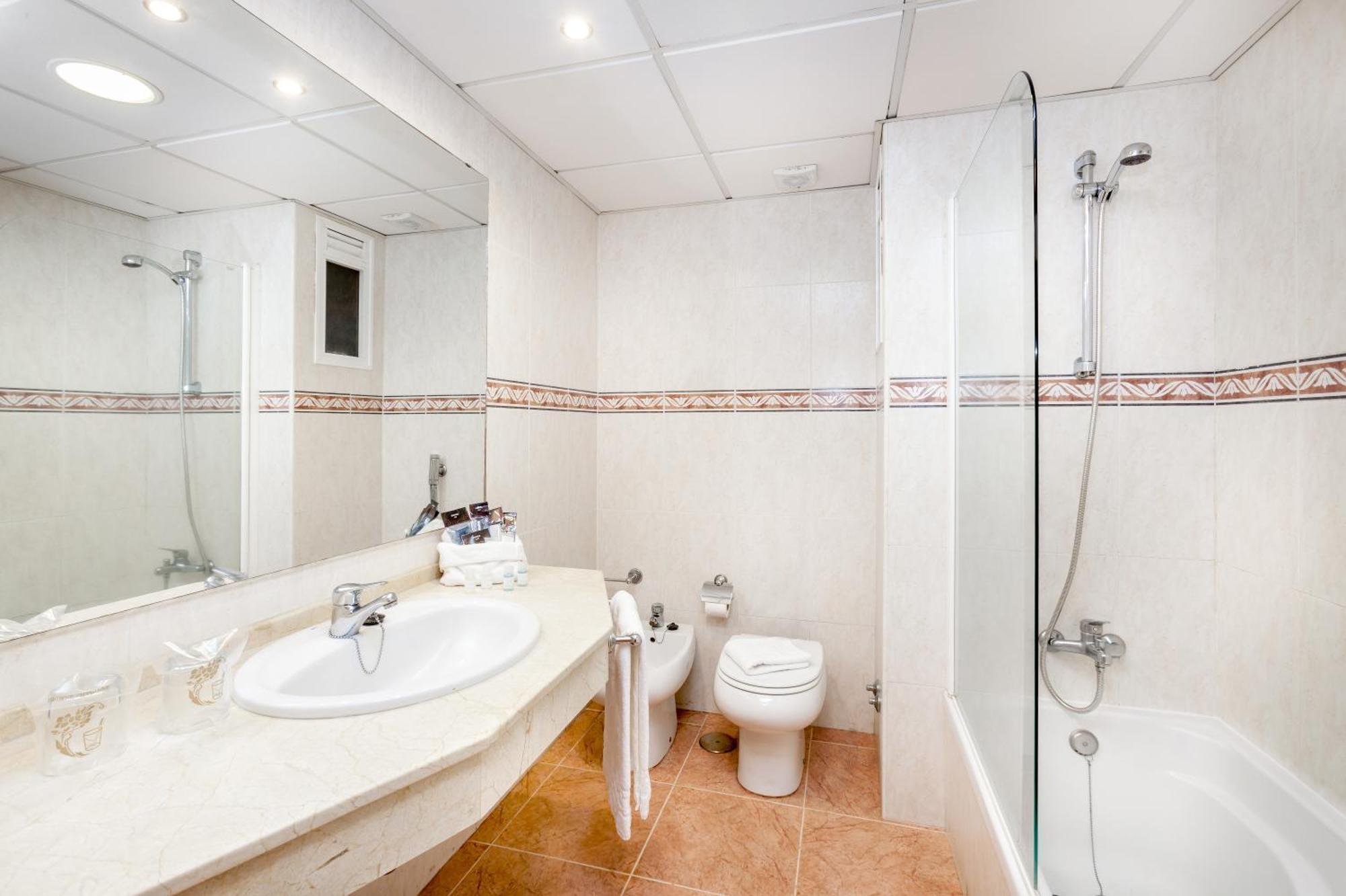 Superior Double Room,605672475:JPEG