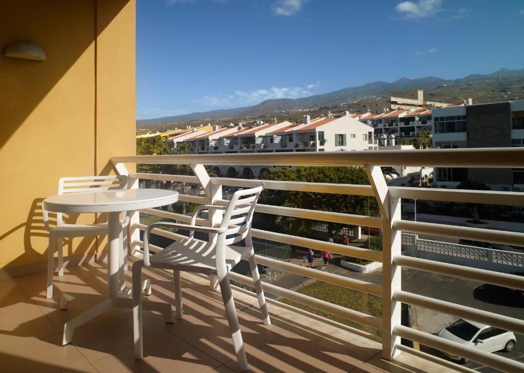 Apartamento con vistas a la montaña (1 adulto + 2 niños)