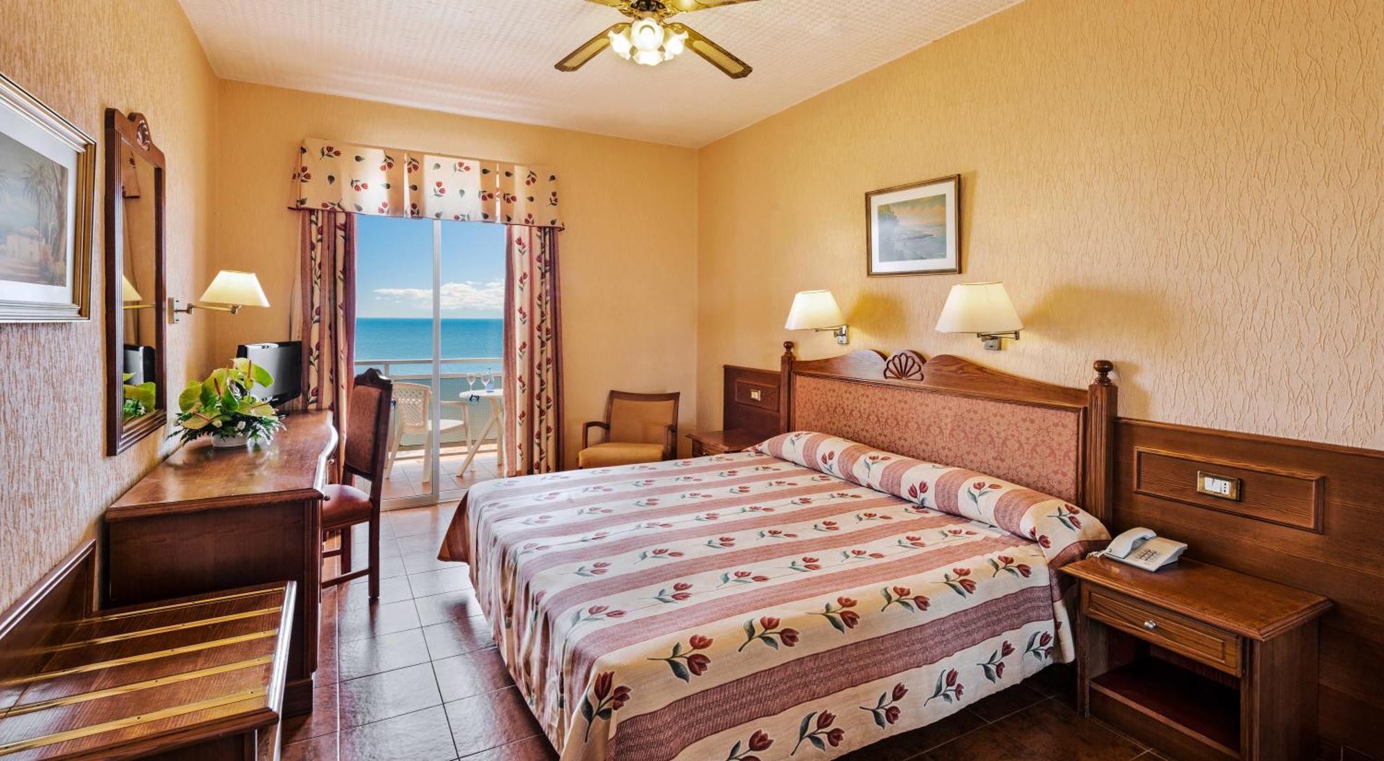 Double or Twin Room Balcony