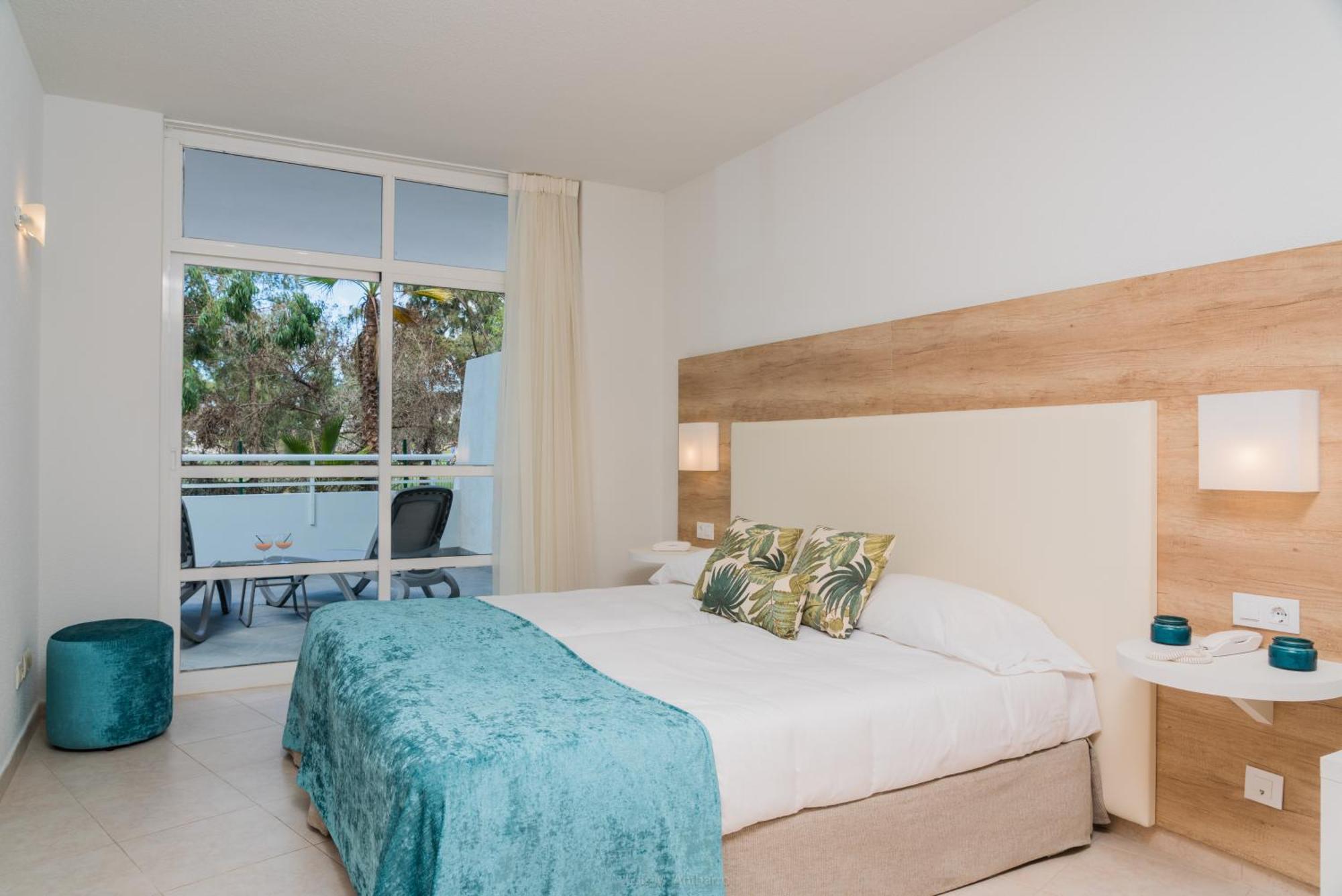 Suite with Golf Course View
