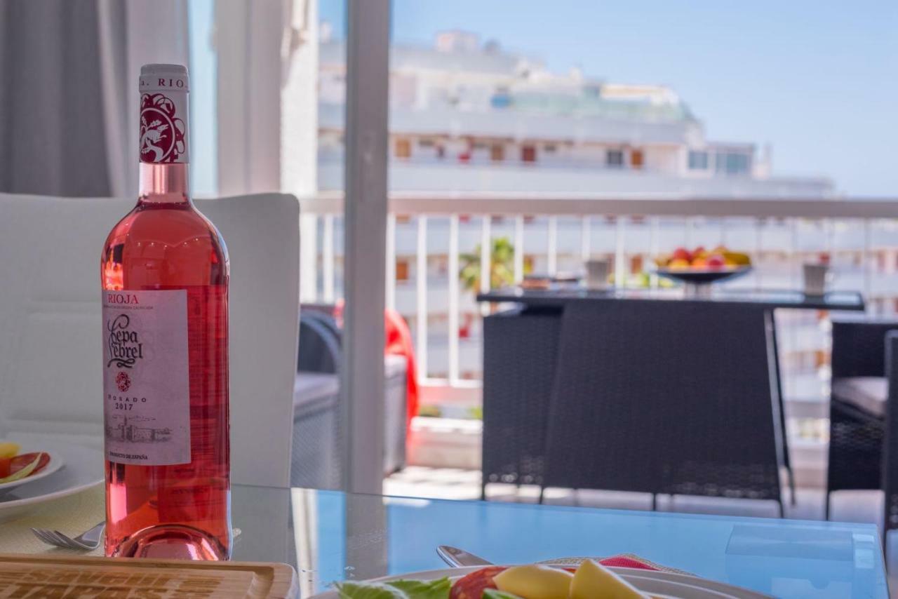 Apartment with Sea View,866639708:JPEG