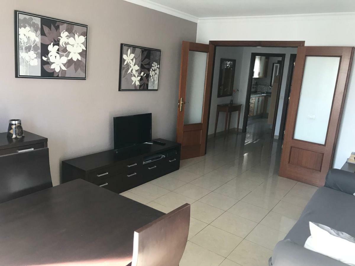Three-Bedroom Apartment,892682587:JPEG