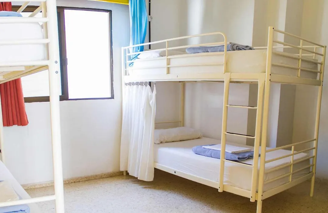 Casa Grande Surf Hostel-1