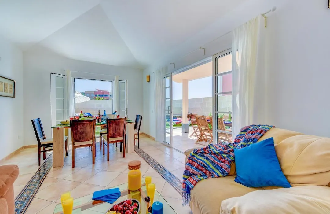 Villa Aloe Con Piscina Climatizada, Playa Fanabe, Costa Adeje-1