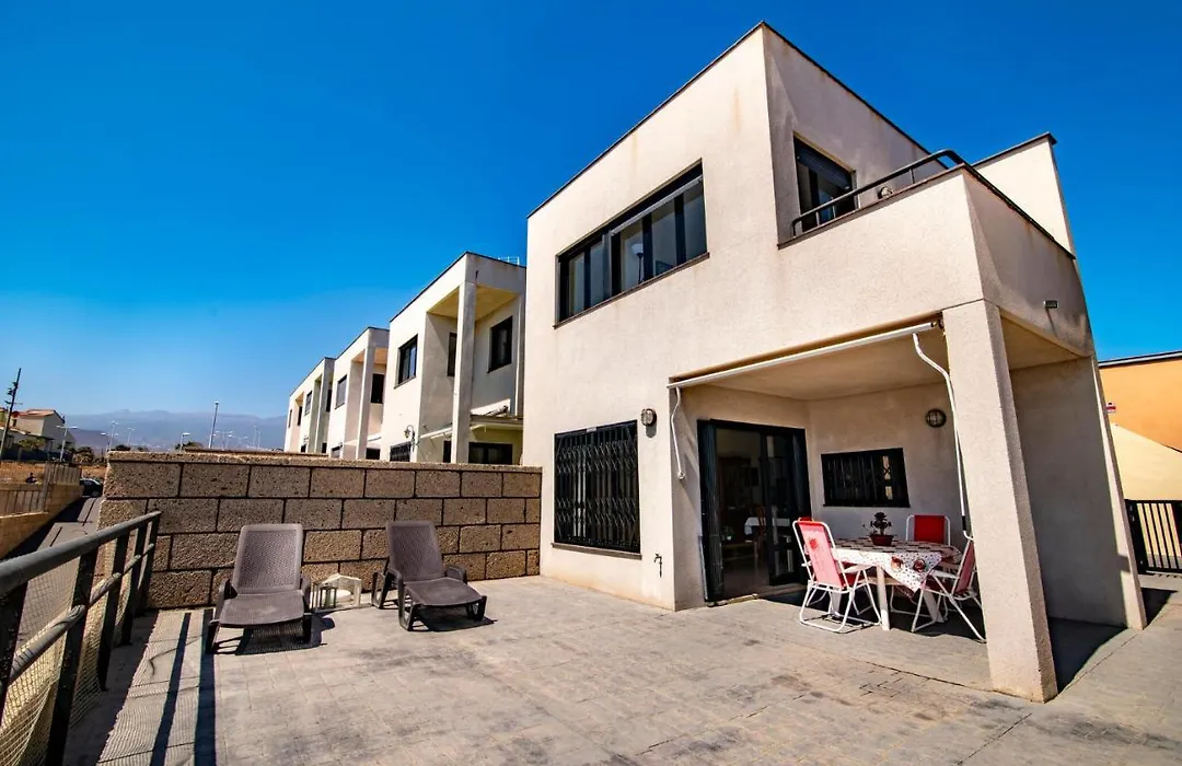 Alquilaencanarias- Medano Spectacular Terrace And Sea Views B-1