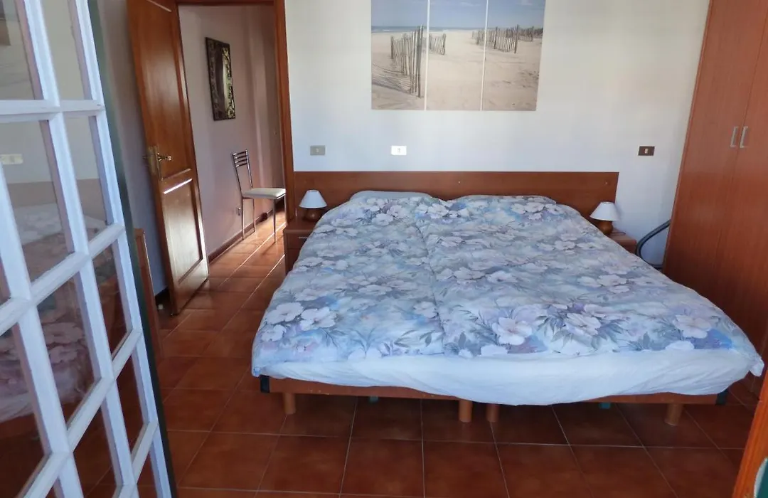 Traumhaftes Haus Mit Pool Und Garten In Puerto De La Cruz,La Paz-1