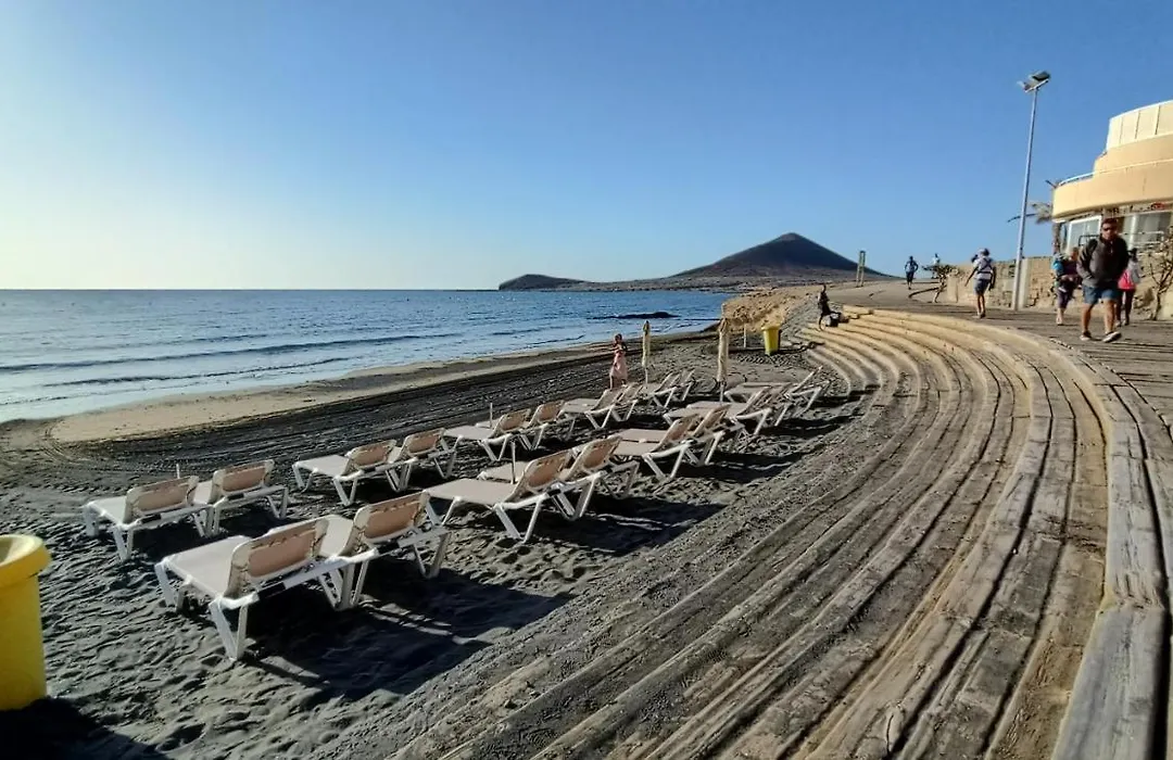 Alquilaencanarias-Medano "Halley", Terrace & Beach-1