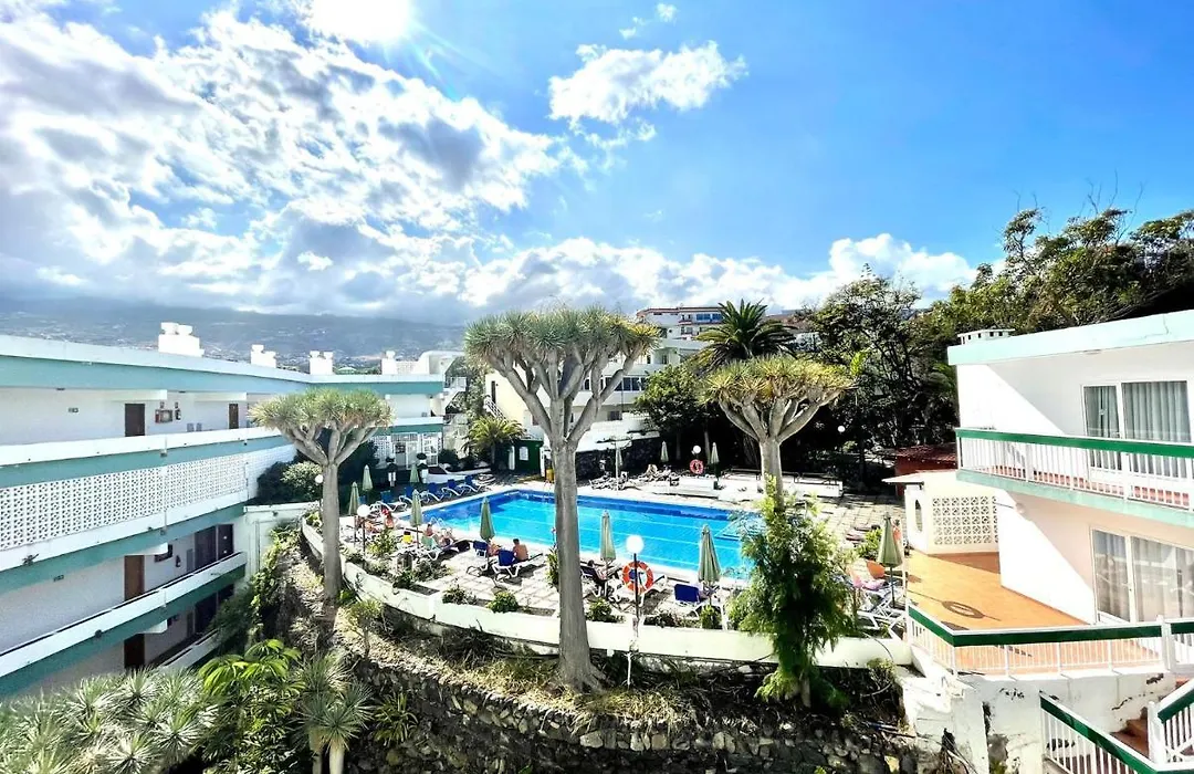 Single Studio E With Wifi, Balcony, Swimming Pools-1