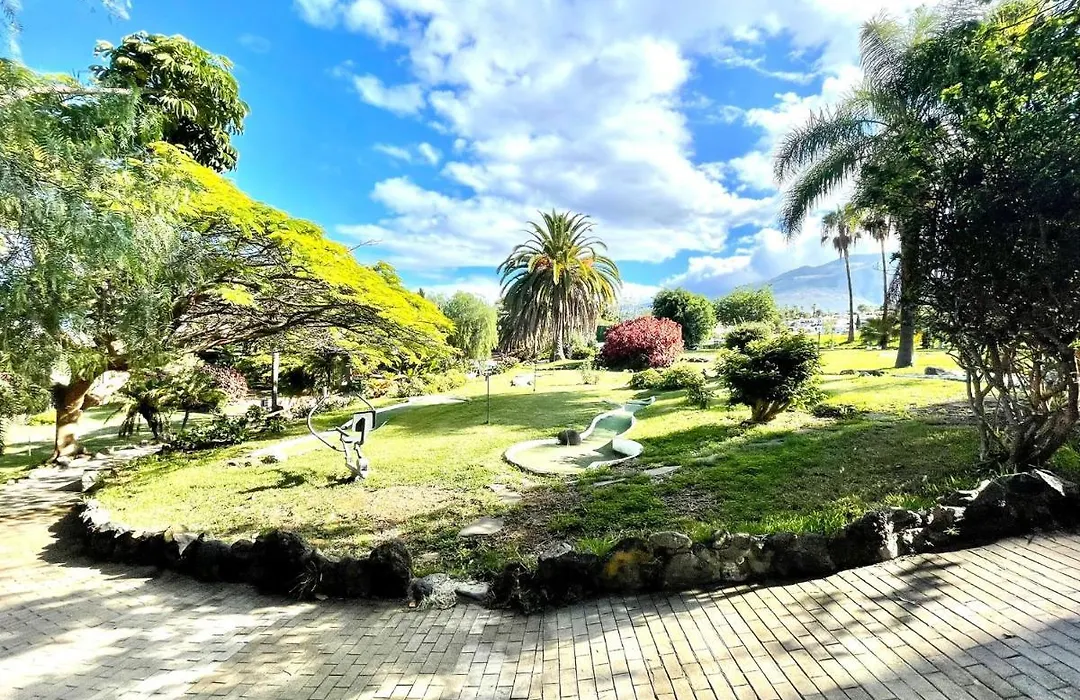 Superior Studio With Pool, Close To The Beach-1
