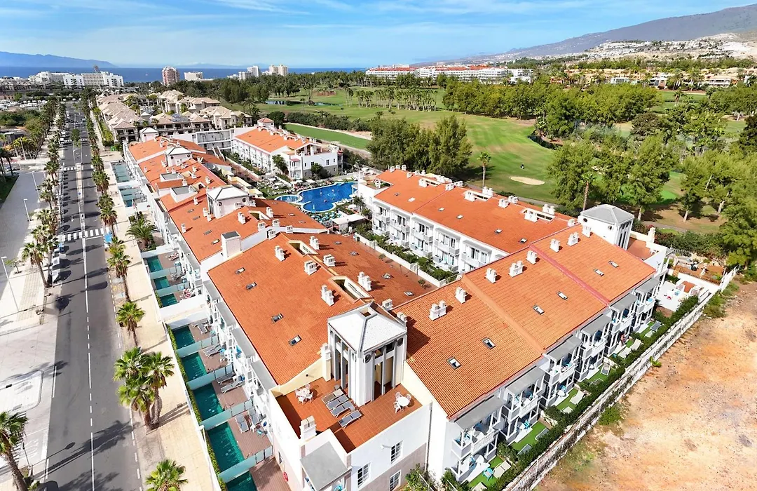Coral Compostela Beach Golf-1