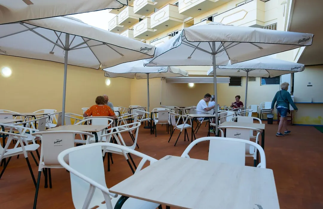 Apartamentos Teneguia-1