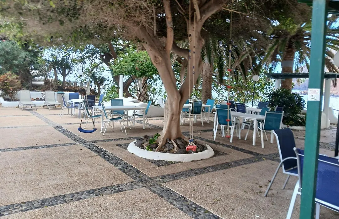 Apartamentos Playa Chica / Playa Las Gaviotas-1