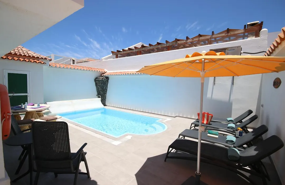 Las Rosas By Rentmedano Stunning Luxury Chocolate Box Villa With Private Heated Pool & Wifi-1