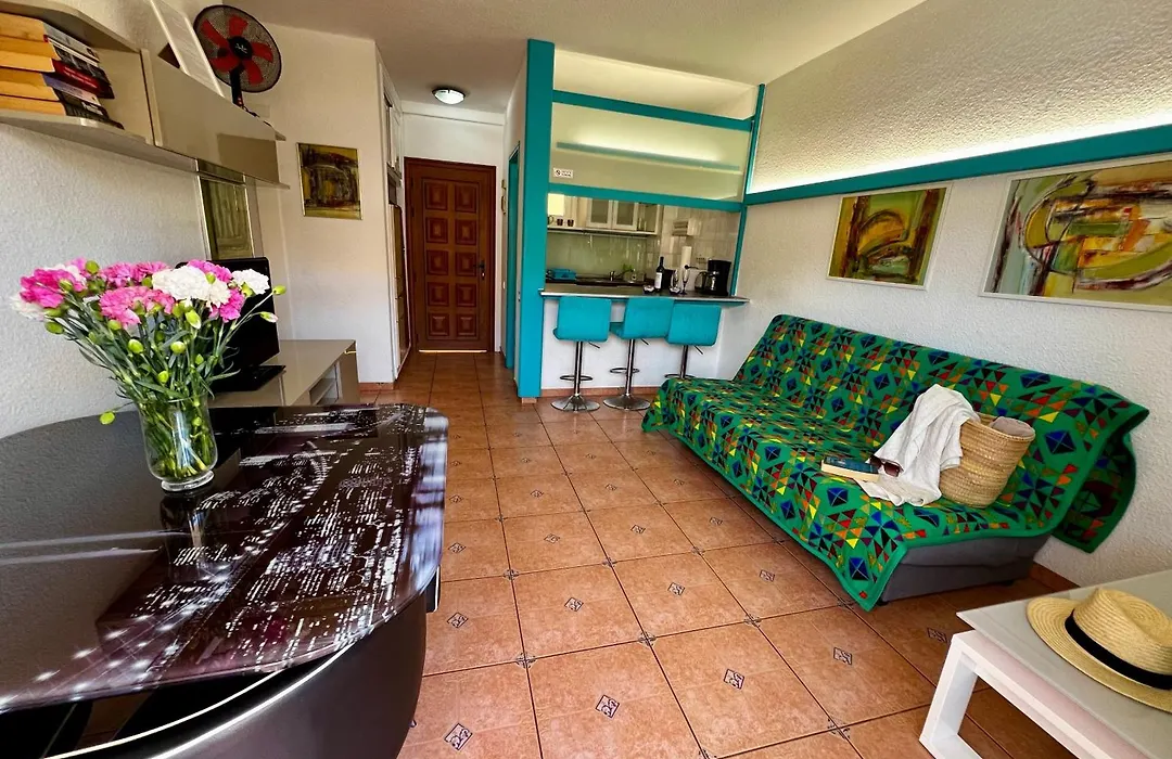 Beautiful 1 Bedroom Apartment Los Cristianos Los Angeles-1