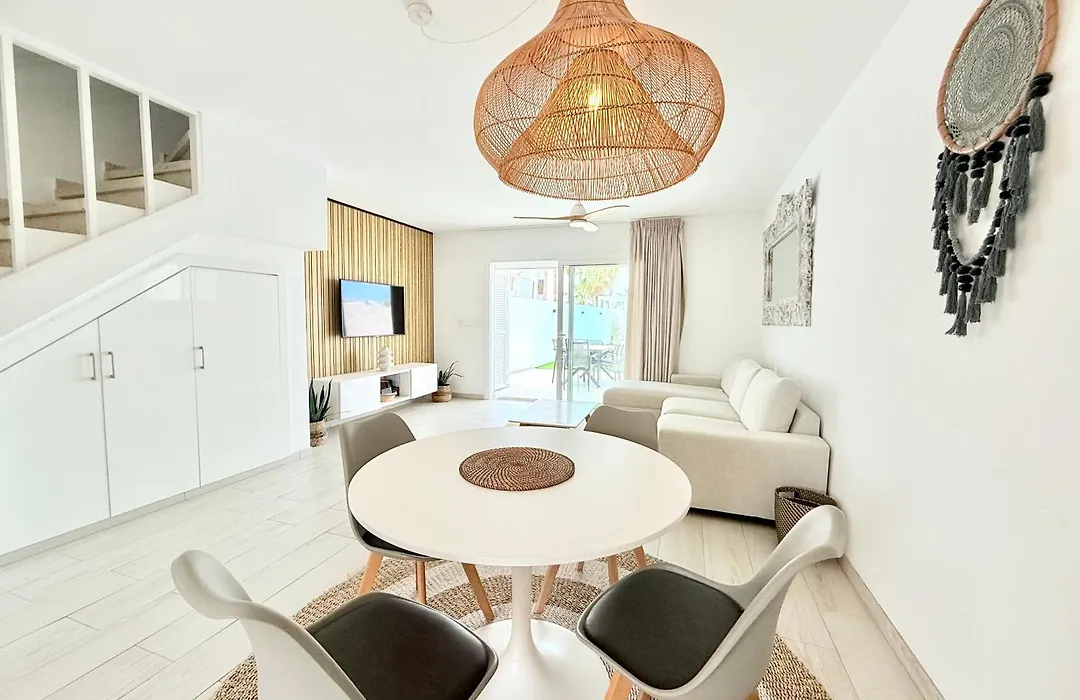 Chill Out House-1