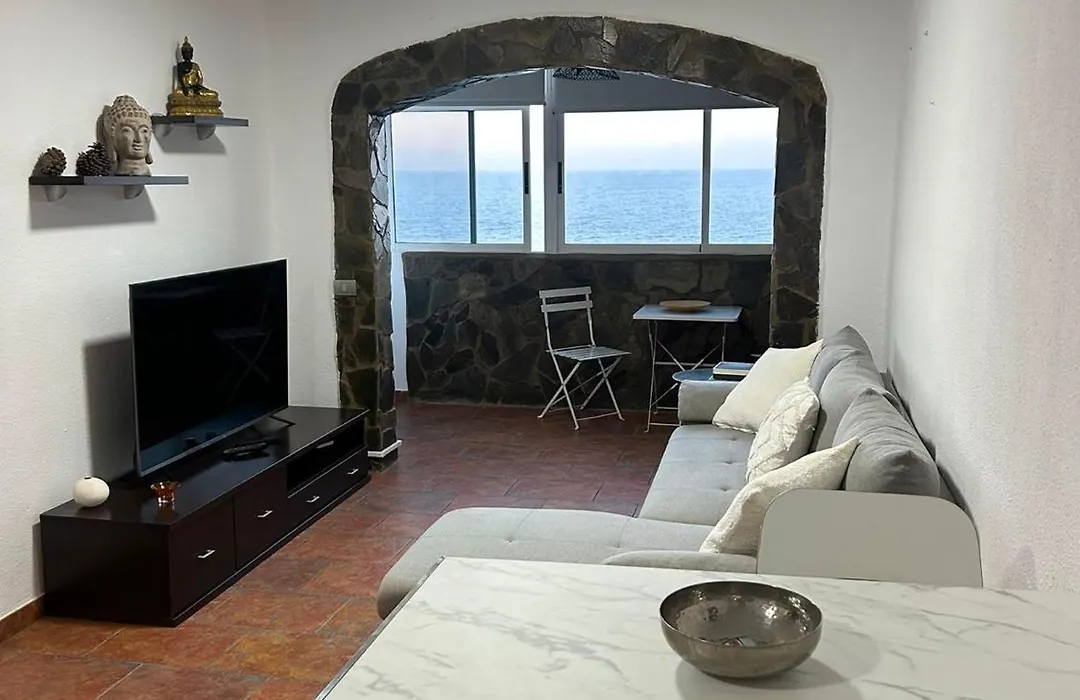 Apto Boca Cangrejo Netflix,Parking,Aire Acondicionado Y Rent Car-1