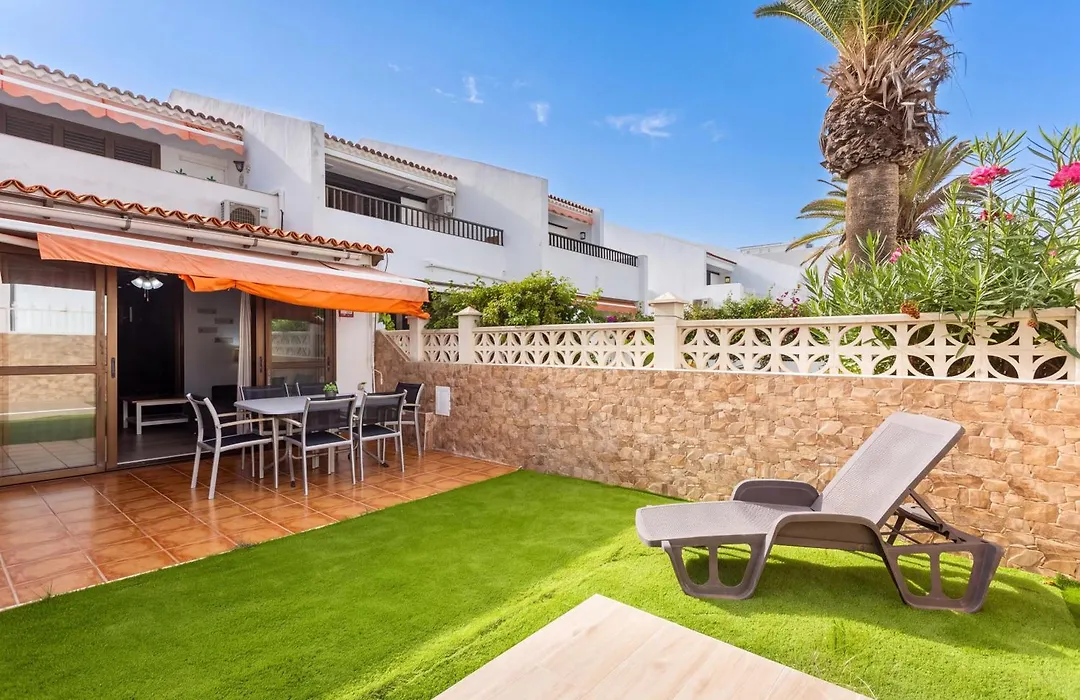 Sunset Luxury Villa In Parque Santiago 1-1