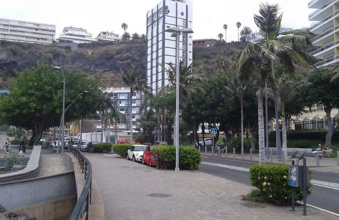 Martianez-1