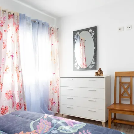 Home2Book Pretty Center Santa Cruz Apartment-2