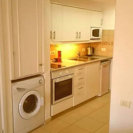 Lovely Studio Los Cristianos Heated Pool-2