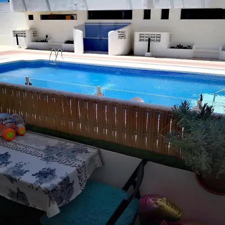 Ben'Sholidayflat Ideal For Families Groups And Couples Terrace Solarium Wi-Fi Netflix Smart Tv-2
