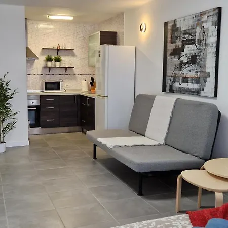 Sunny Large Terrace Apartment In Center Of Las Americas-3