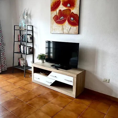 Garden City Costa Adeje 1 Bedroom Apartment Large Balcony Close To Beach-2