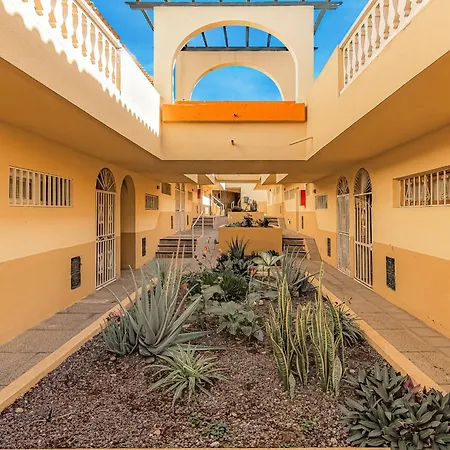 Costa Adeje-Mareverde Resort Complex F15-2