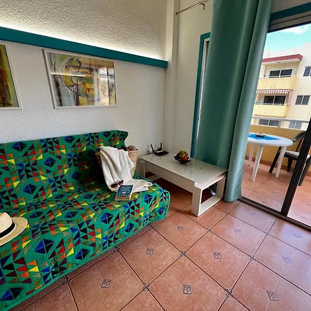 Beautiful 1 Bedroom Apartment Los Cristianos Los Angeles-3