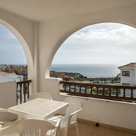 Blue Sea Apartamentos Callao Garden-3