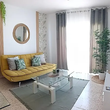 Luminoso, Amplio Y Fresco Piso En Santacruz De Tenerife-2