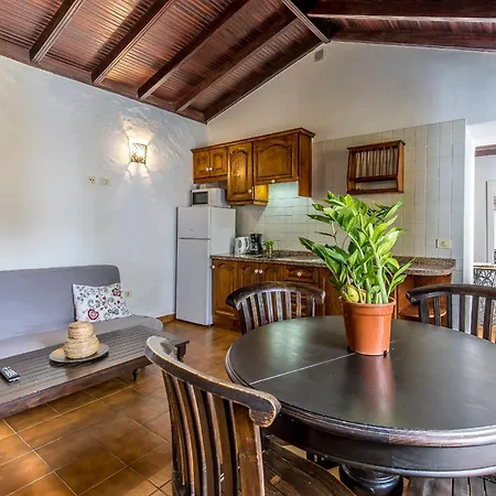 Home2Book Rural Escape In Anaga & Pool-3