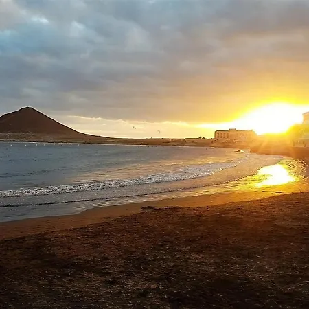 Great Place, Sun And Sea In El Medano-2