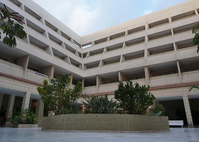 Apartamentos Piramides Costa Adeje 