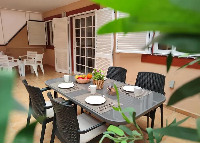 Los Cristianos - Heated Swimming Pool Air-Conditioned