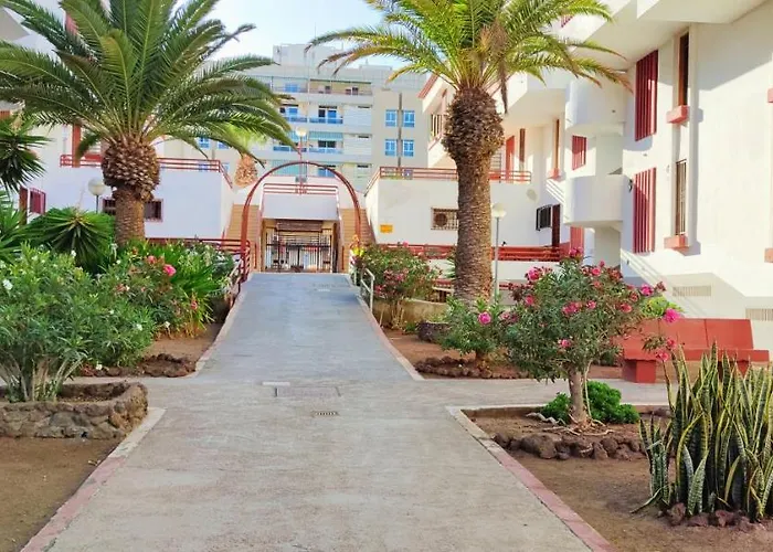 Pet friendly Playa De Las Americas 600Mt From The Beach Internet Free